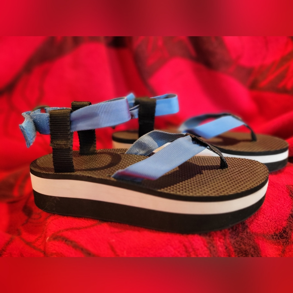 TEVA platform sandals women's size 8
